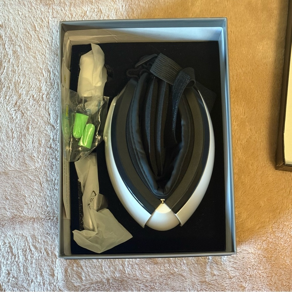 Black Air Pressure Eye Massager - Picture 13 of 13